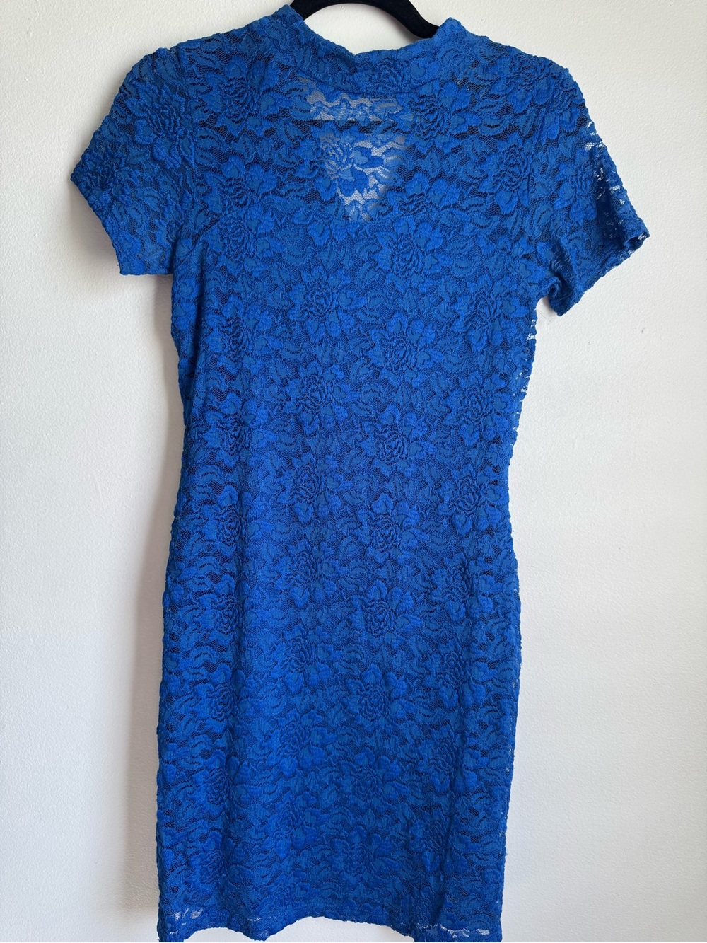 Forever 21 Blue Floral Lace Short Sleeve Midi Dress